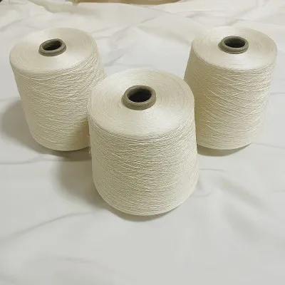 Gesponnenes Seidengarn